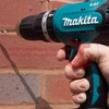 Makita DHP453RFE Akkus ütvefúró-csavarbehajtó (18V/2x3.0Ah) + AJÁNDÉK