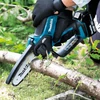 Makita DUC150Z Akkus Láncfűrész munka közben