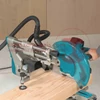 Makita LS1219L Munka közben fában